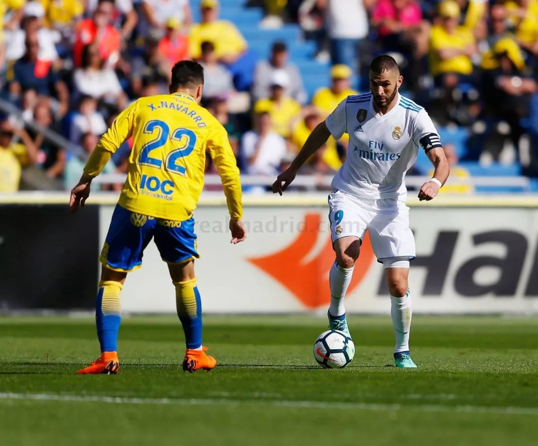 里程碑夜！辽宁本钢队长鼓劲，荷甲转会期刷纪录，更衣室稳定，医务组通报恢复的简单介绍-开云体育官网